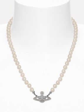 Vivienne Westwood Silver Mini Bas Relief Pearl Choker